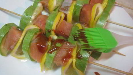 рыбные шашлычки с овощами