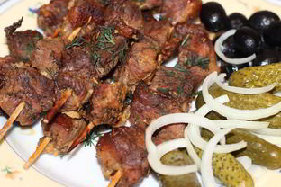 Шашлычки из свинины в рукаве