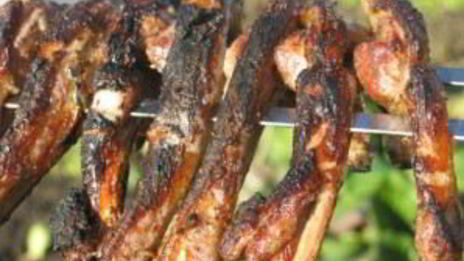 шашлык из бараньих ребрышек