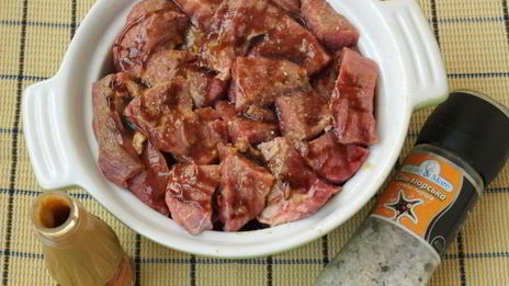 шашлык из говядины с горчицей и гранатовым соусом