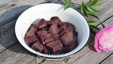 шашлык из говяжьей печени
