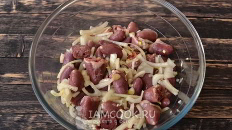 шашлык из куриных сердечек в сметане