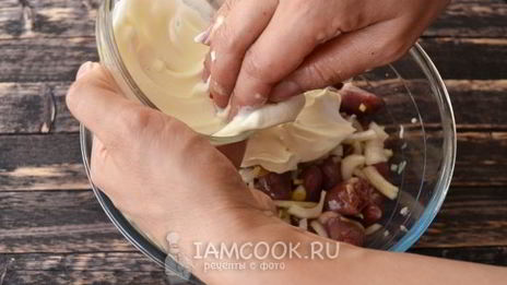 шашлык из куриных сердечек в сметане