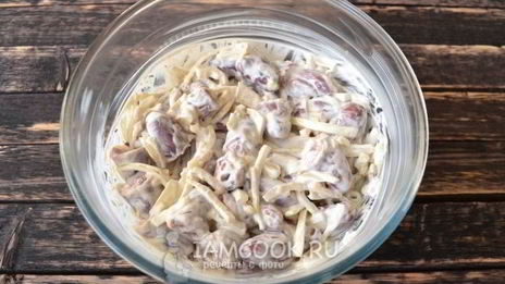 шашлык из куриных сердечек в сметане