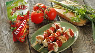 Шашлык из курицы с помидорами черри