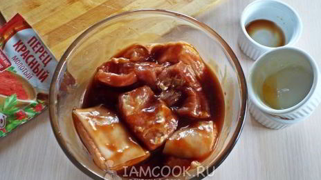 шашлык из свиной грудинки в томатно-соевом маринаде с медом