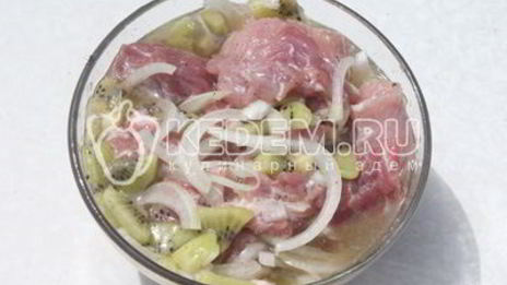 шашлык с киви