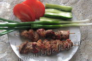 Шашлык в томатном маринаде