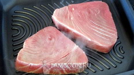 стейк из тунца