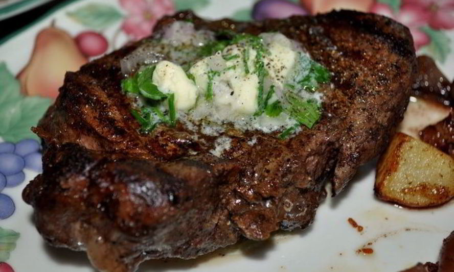 Рецепт стейка на сковороде