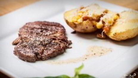 стейк рибай на сковороде