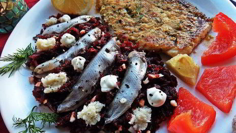 свекольный гарнир с килечкой