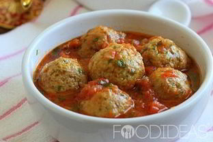 Куриные тефтели в томатном соусе