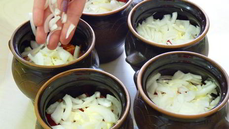 жаркое в горшочках