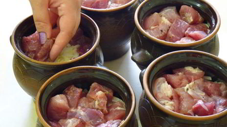 жаркое в горшочках