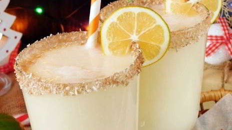 ананасовый безалкогольный коктейль