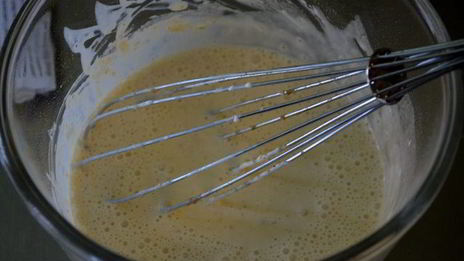 блинчики с сиропом из изюма