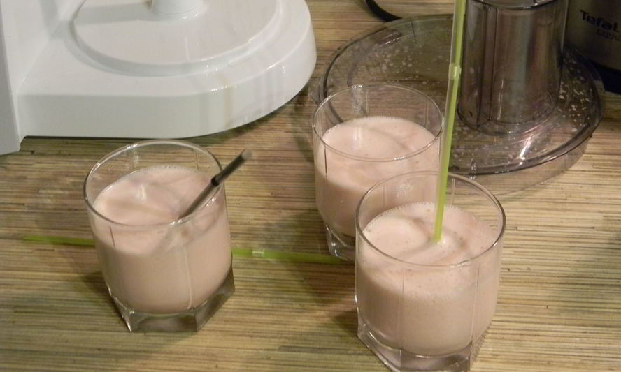 Рецепт густого коктейля с мороженым