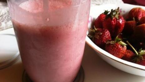 клубничный коктейль снежок