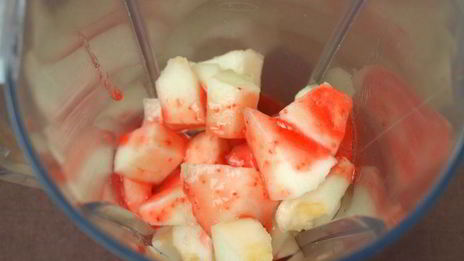 дынно-клубничный коктейль