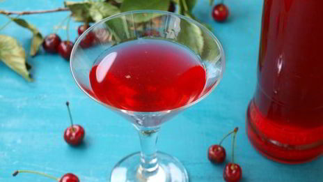 вишневый ликер