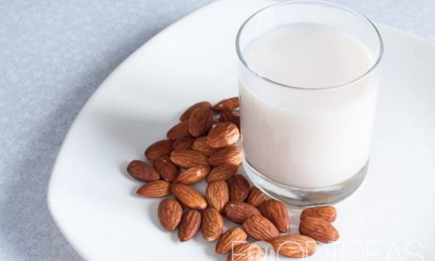 Рецепт миндального молока