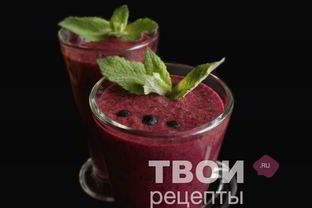 Чернично-банановый смузи