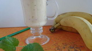 Смузи Ананас-банан с семенами чиа