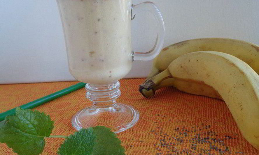 Рецепт смузей ананас-банан с семенами чиа