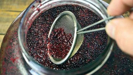 вино из смородинового варенья