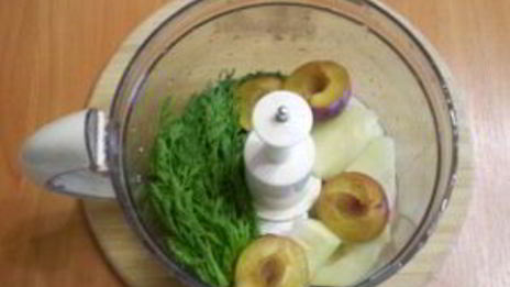 вкусный зеленый коктейль