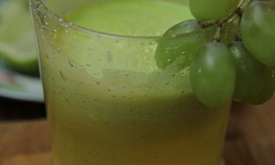 Рецепт зеленого фруктового коктейля