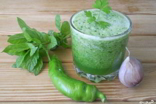 Зеленый коктейль для сыроедов