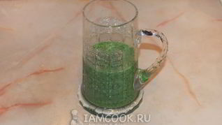 Зеленый коктейль из шпината