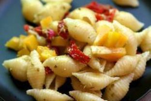 Макаронный салат со сладким перцем