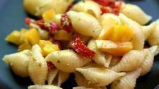 Макаронный салат со сладким перцем