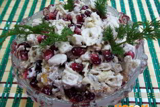 Салат из граната и грецких орехов