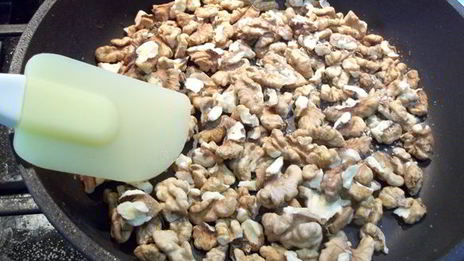 салат из граната и грецких орехов