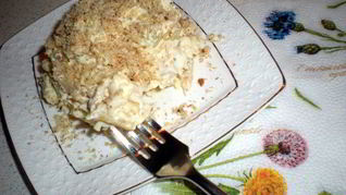 Салат из курицы, ананаса и свити для друзей