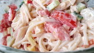 Салат из макарон