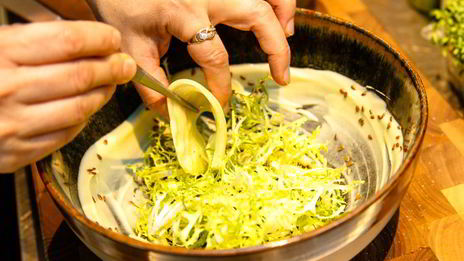 салат из маринованных овощей