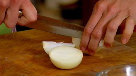 салат из нута с запеченными овощами и фетой