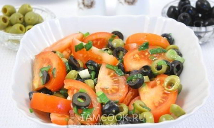 Рецепт салата из помидор, маслин и оливок