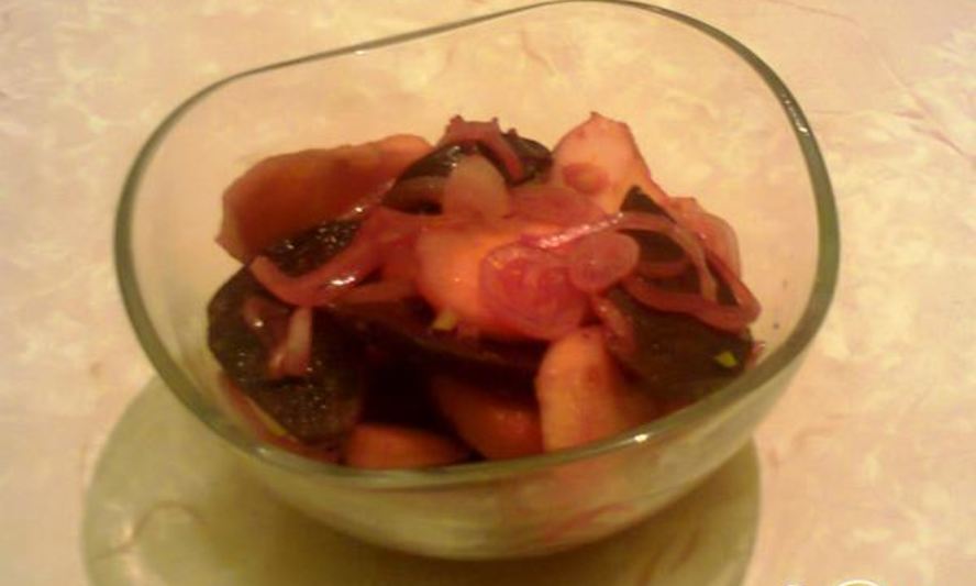 Рецепт салата из свеклы с яблоком