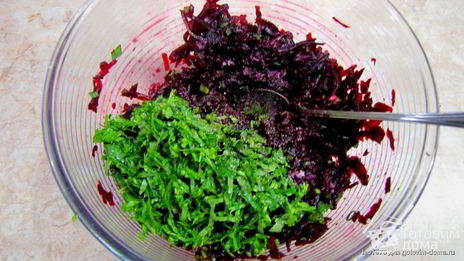 салат из тертой свеклы