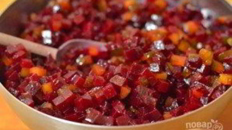 салат из вареной свеклы