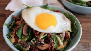 Салат из жареных грибов