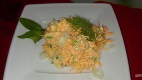 салат морковный с сыром