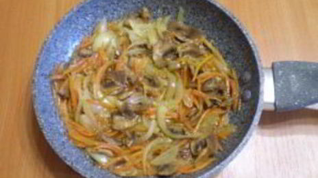 салат петровский с грибами