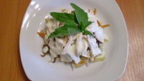 салат петровский с грибами